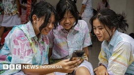 Ilustrasi anak-anak mengakses media sosial menggunakan gadget yang masih menyisakan celah keamanan meskipun ada aturan pembatasan usia. (Foto: RSS)