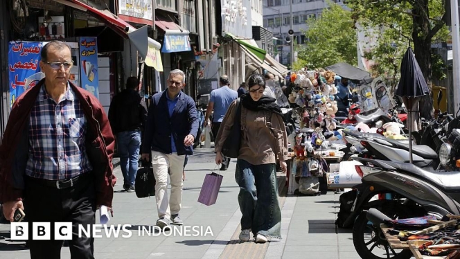 
 Potret aktivitas warga Iran di tengah lonjakan harga pangan dan ketidakpastian geopolitik yang kian meningkat. (Foto: RSS)