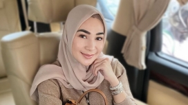 Sosok Rien Wartia Trigina, mantan istri Andre Taulany yang kini tengah menghadapi laporan hukum di Polres Metro Jakarta Selatan. (Foto: RSS)