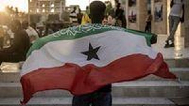 
 Bendera Israel dan Somaliland dalam pertemuan diplomatik strategis di Tanduk Afrika. (Foto: RSS)