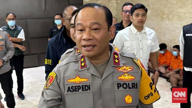 
 Perwakilan Tim Advokasi untuk Demokrasi (TAUD) saat mengajukan permohonan praperadilan di PN Jakarta Selatan terkait kasus penyiraman air keras Andrie Yunus. (Foto: RSS)