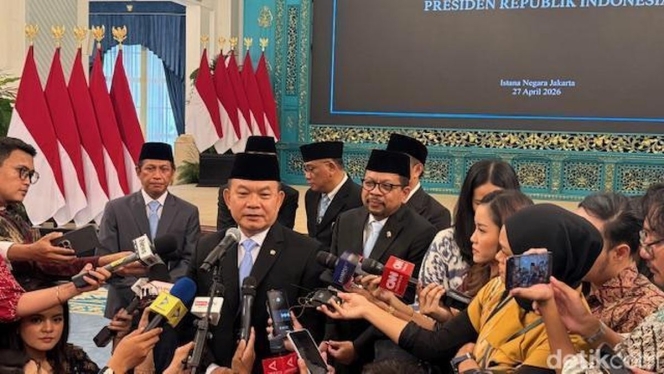 
 Kepala Staf Kepresidenan (KSP) Dudung Abdurachman usai prosesi pelantikan oleh Presiden Prabowo Subianto di Istana Negara. (Foto: RSS)