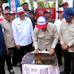 Menteri Koperasi saat meresmikan fasilitas SPBUN berbasis koperasi di Kabupaten Aceh Selatan untuk mendukung produktivitas nelayan. (Foto: RSS)