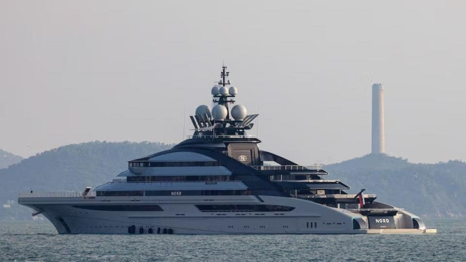 
 Kapal pesiar mewah Nord milik Alexey Mordashov saat berlayar di perairan internasional. (Foto: RSS)