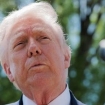 Donald Trump memberikan pernyataan mengenai situasi internal Iran yang disebutnya sedang berada di ambang kolaps. (Foto: RSS)