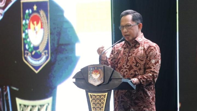 
 Menteri Dalam Negeri Tito Karnavian saat memberikan instruksi mengenai pembagian zonasi kompetisi kinerja pemerintah daerah. (Foto: RSS)