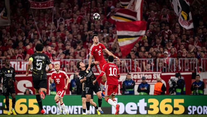 
 Sektor pertahanan Paris Saint-Germain tampil disiplin saat menghalau serangan bertubi-tubi dari pemain Bayern Munich. (Foto: RSS)