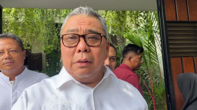 
 Ahmad Ali saat memberikan keterangan terkait dinamika politik nasional dan hubungan antar tokoh bangsa. (Foto: RSS)