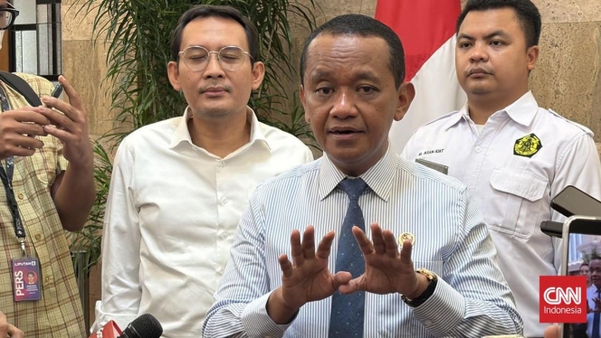 
 Menteri ESDM Bahlil Lahadalia saat melakukan koordinasi terkait dampak nilai tukar rupiah terhadap anggaran energi negara. (Foto: RSS)