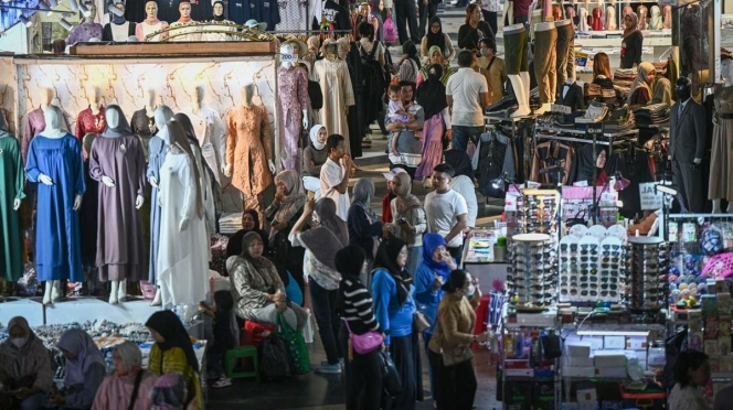 
 Aktivitas belanja masyarakat di pusat perbelanjaan yang menjadi tumpuan utama pertumbuhan ekonomi nasional. (Foto: RSS)