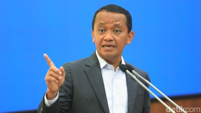 
 Menteri ESDM Bahlil Lahadalia memberikan keterangan terkait kebijakan harga energi bersubsidi nasional. (Foto: RSS)