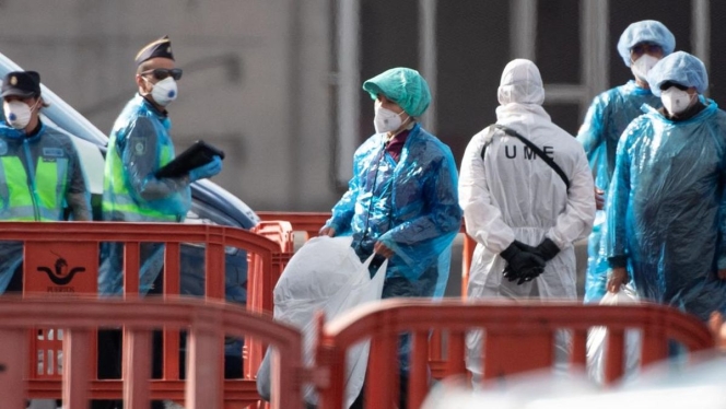
 Petugas kesehatan melakukan peninjauan lingkungan menyusul temuan kasus Hantavirus di Jakarta. (Foto: RSS)