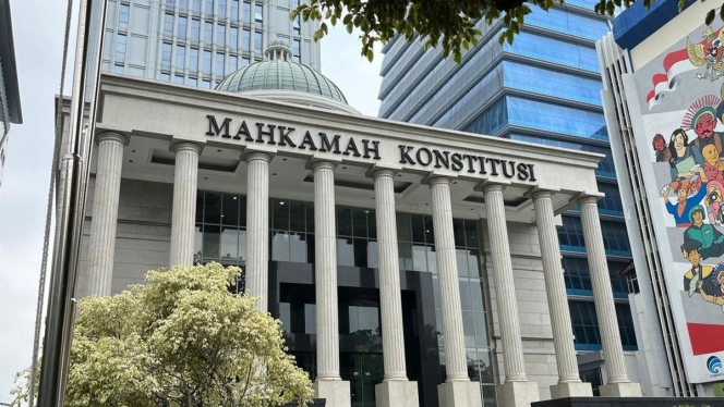 
 Sidang putusan Mahkamah Konstitusi terkait uji materi pasal telekomunikasi dalam UU Cipta Kerja di Jakarta. (Foto: RSS)