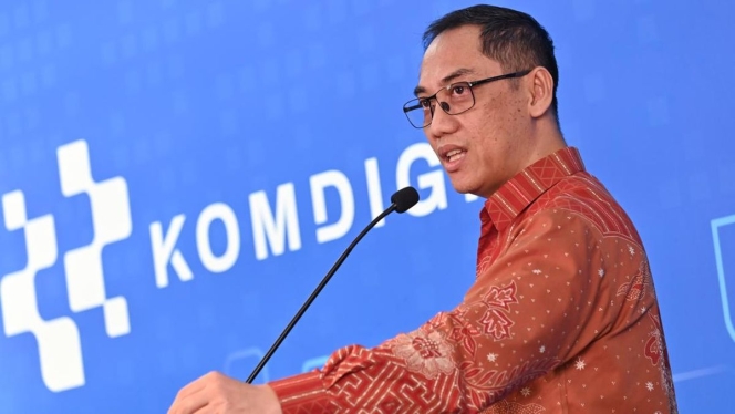 
 Logo Wikimedia Foundation dan ilustrasi akses internet di Indonesia setelah resmi terdaftar sebagai PSE di Kementerian Komunikasi dan Digital. (Foto: RSS)