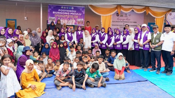 
 Ketua Umum TP PKK Tri Tito Karnavian saat menekankan pentingnya perencanaan keluarga bagi masyarakat di Aceh Utara demi menyongsong Generasi Emas 2045. (Foto: RSS)