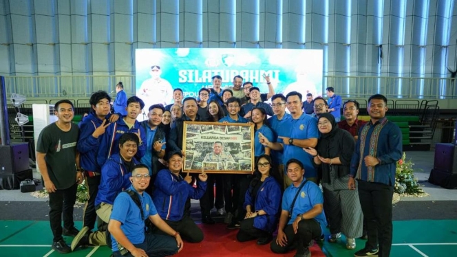 
 Kakorlantas Polri saat menghadiri pertandingan bulutangkis bersama media sebagai upaya memperkuat kemitraan strategis. (Foto: RSS)