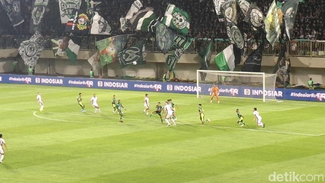 
 Skuad Garudayaksa FC merayakan gelar juara Pegadaian Championship 2025/2026 setelah mengalahkan PSS Sleman di laga final. (Foto: RSS)